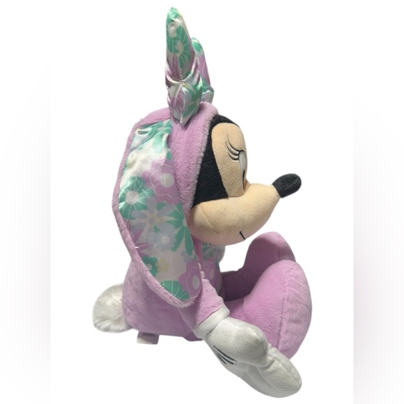 NWT Disney Easter Bunny Large Minnie Mouse Plush 19in - Picture 3 of 6